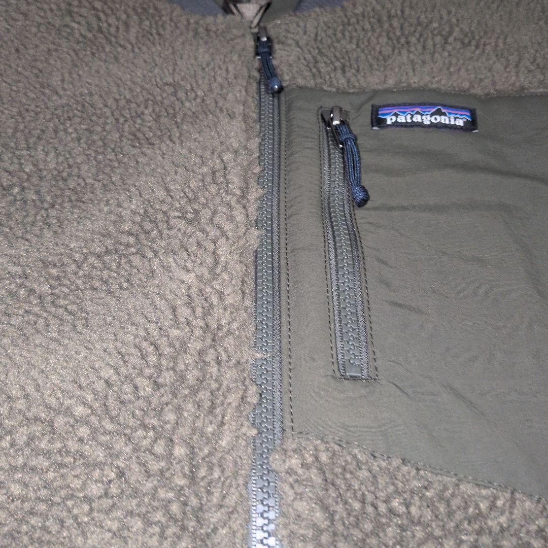 Patagonia レトロX ボンバージャケット フリース Mサイズ カーキ色 Patagonia レトロX ボンバージャケット フリース Mサイズ カーキ色