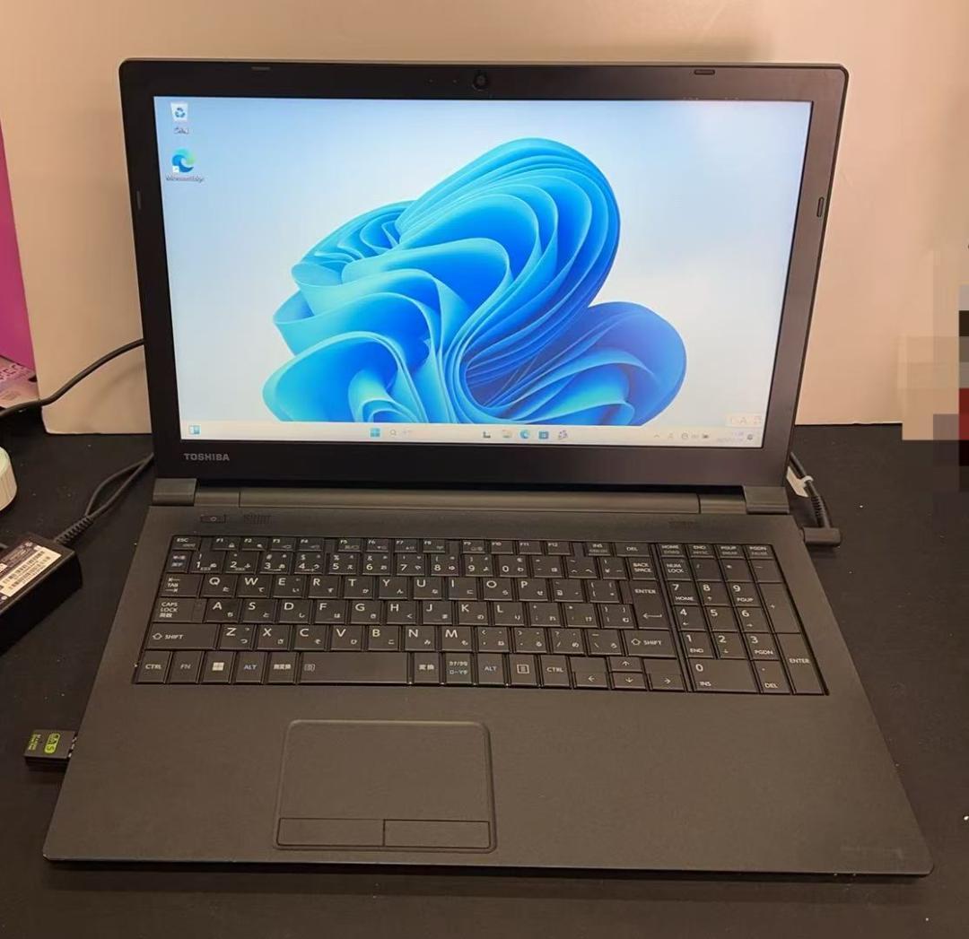 東芝 ノートパソコン windows11 i5 第8世代 officeなし