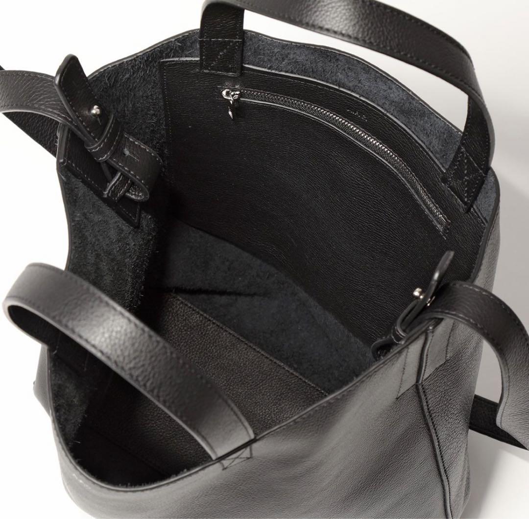 A.P.C. 黒 レザー トートバッグ