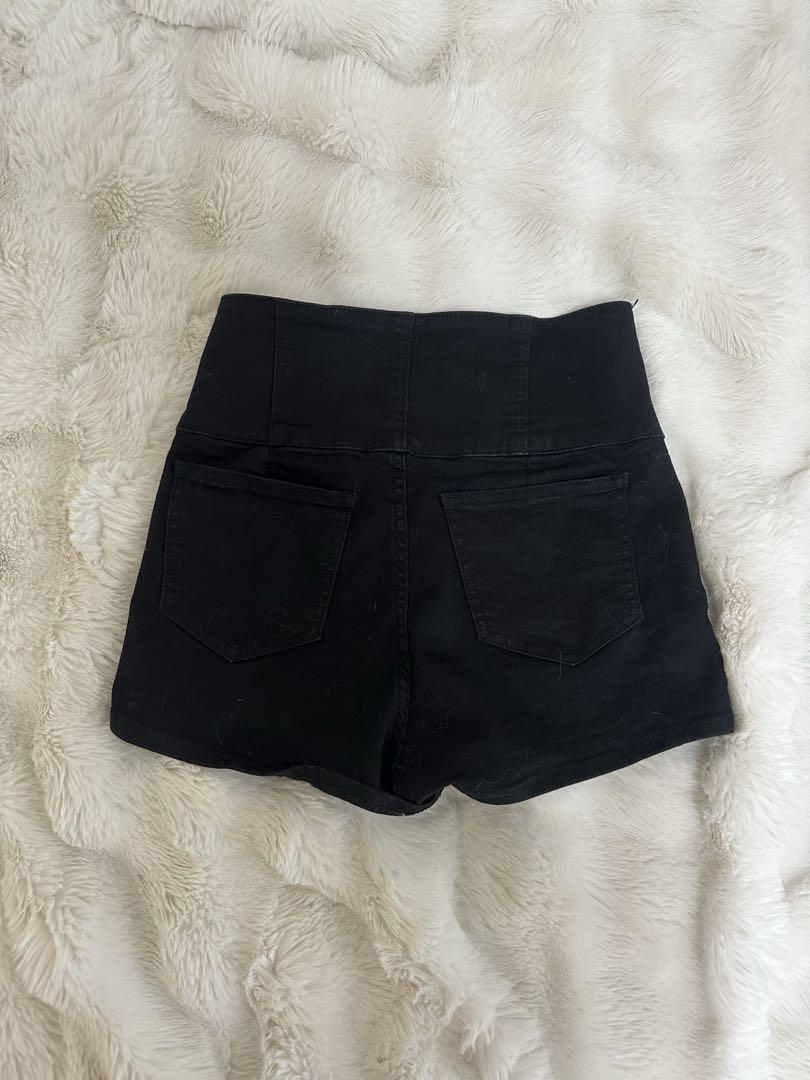 GYDA ハイウエストショートパンツ　ブラック　完売品