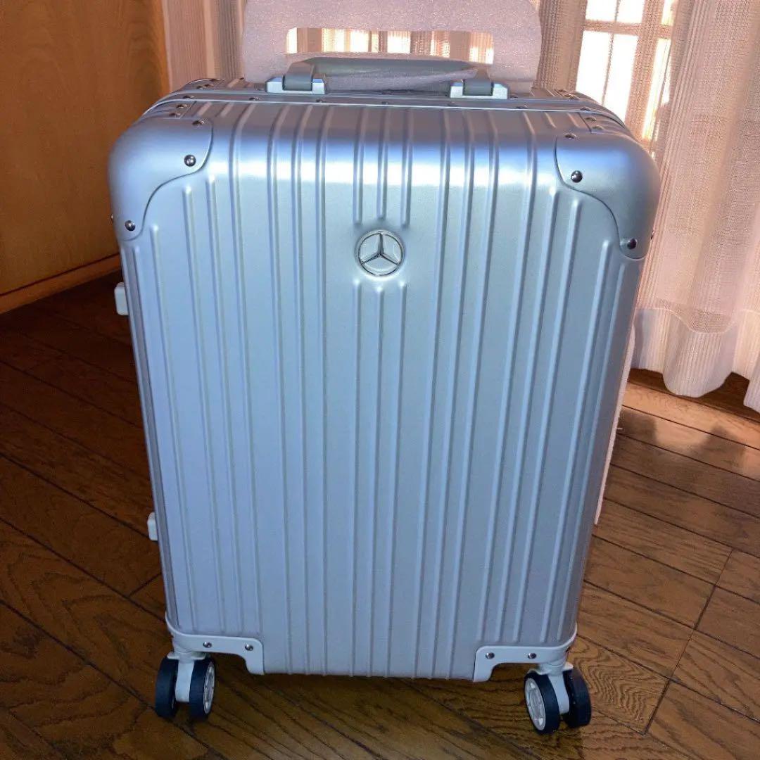 ギフト】 はるけん様専用 未使用 メルセデスベンツ スーツケース