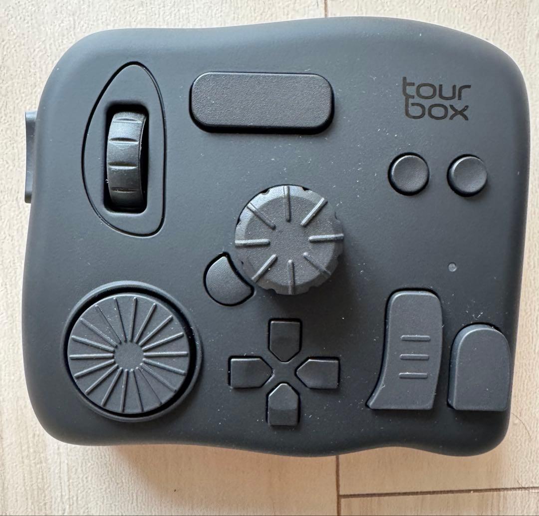ほぼ未使用品 Tourbox NEO多機能コントローラー