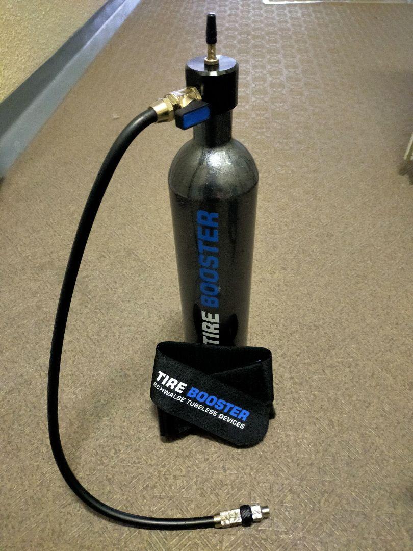 シュワルベ　SCHWALBE TIRE BOOSTER