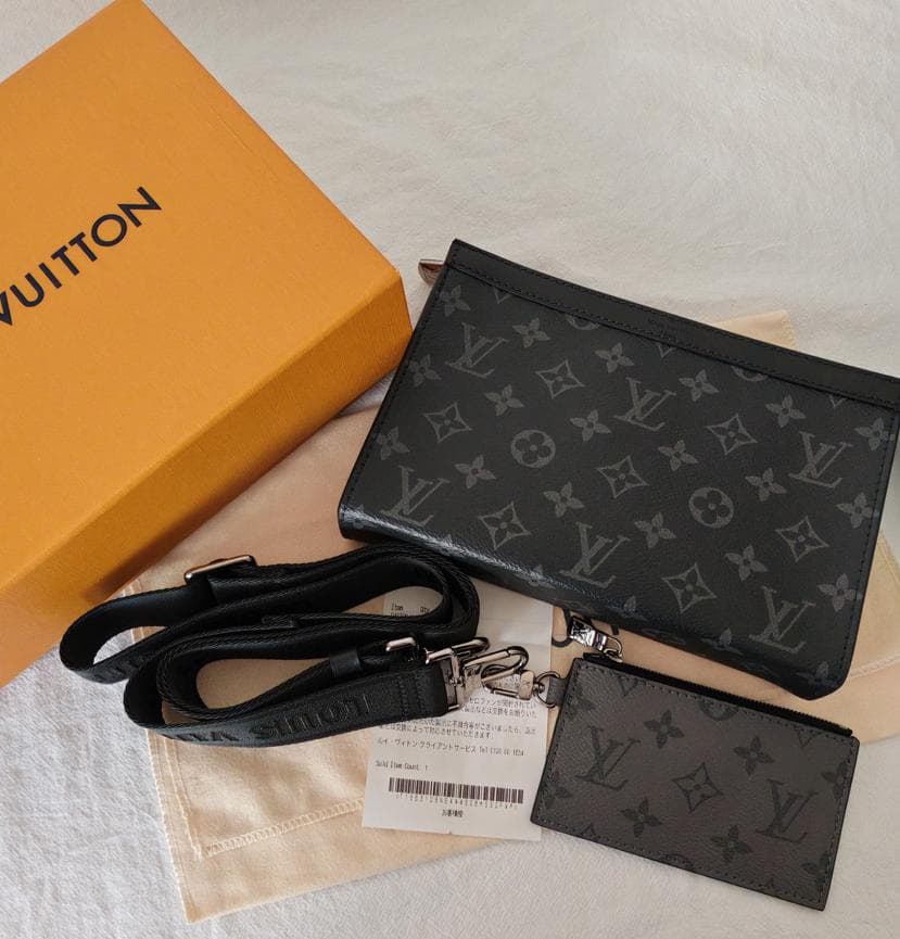 ガストン ウエアラブル ウォレット M81124