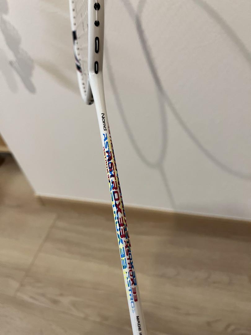 中古　ヨネックス　アストロクス33 バドミントンラケット5U G5