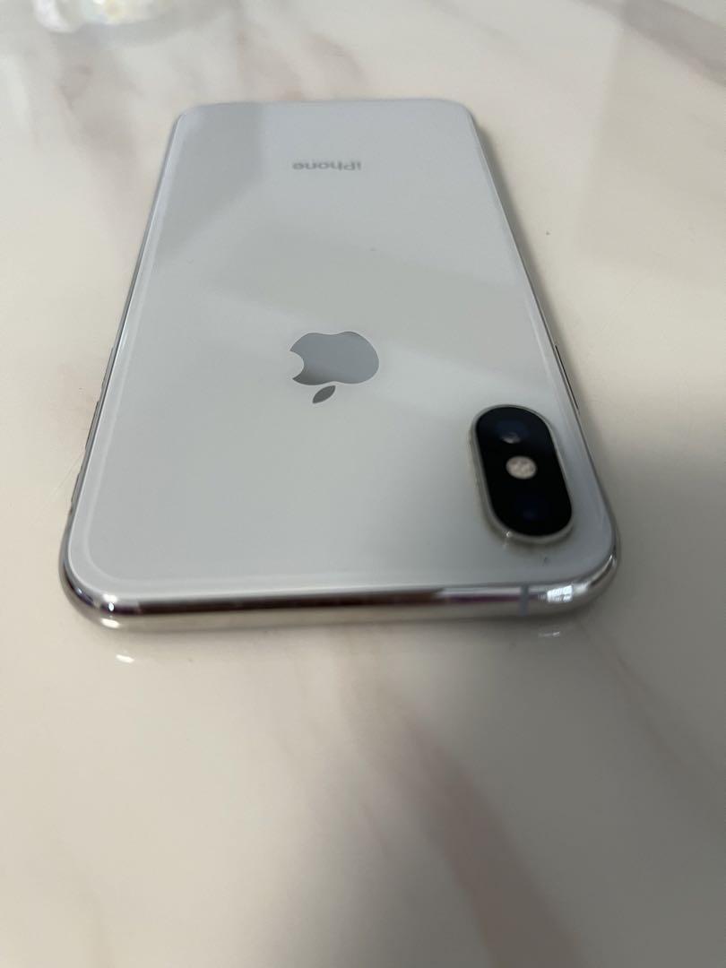 【お値下げ中】iPhoneXs★本体のみ、容量256GB 【お値下げ中】iPhoneXs★本体のみ、容量256GB