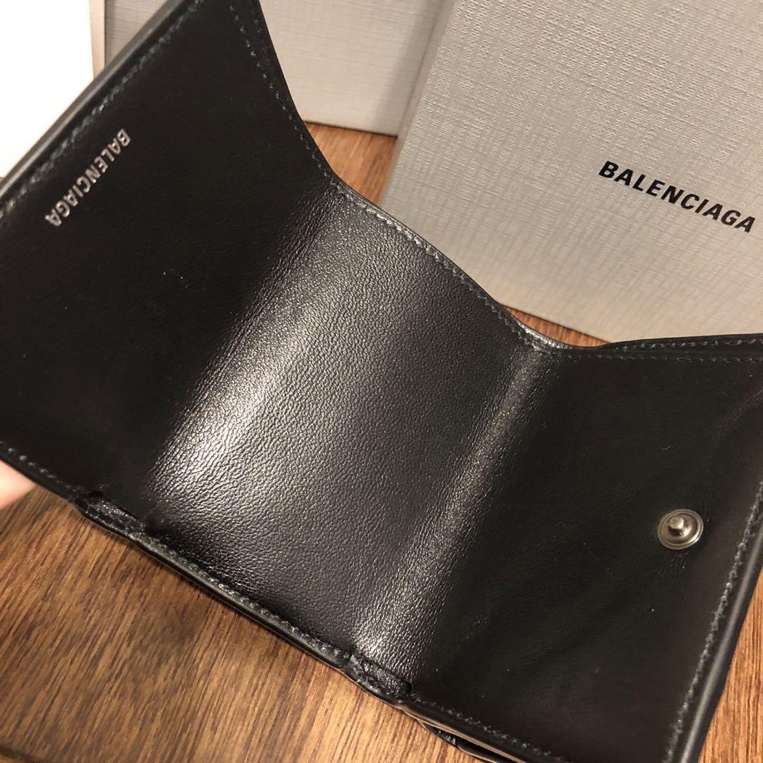 Balenciaga 三つ折り財布 黒 レザー