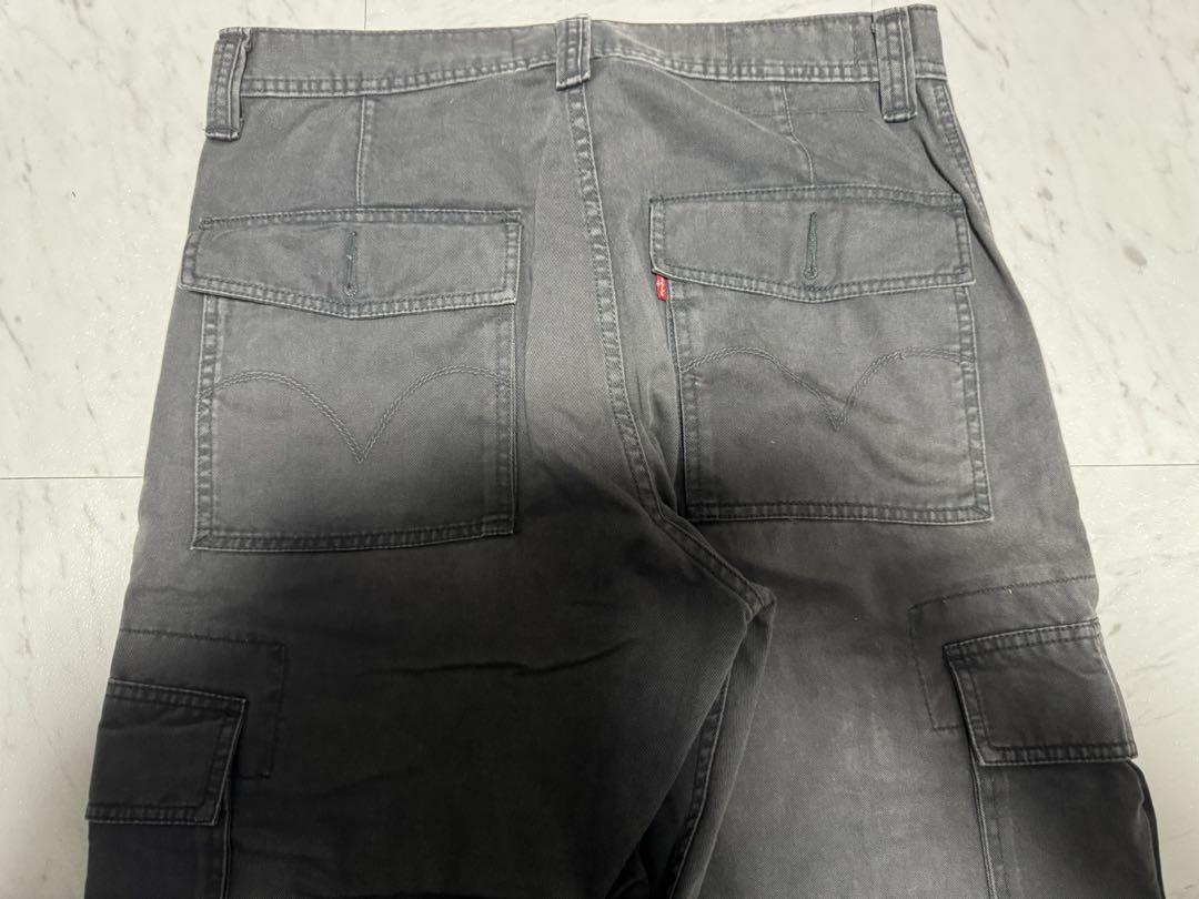 Levi's カーゴパンツ