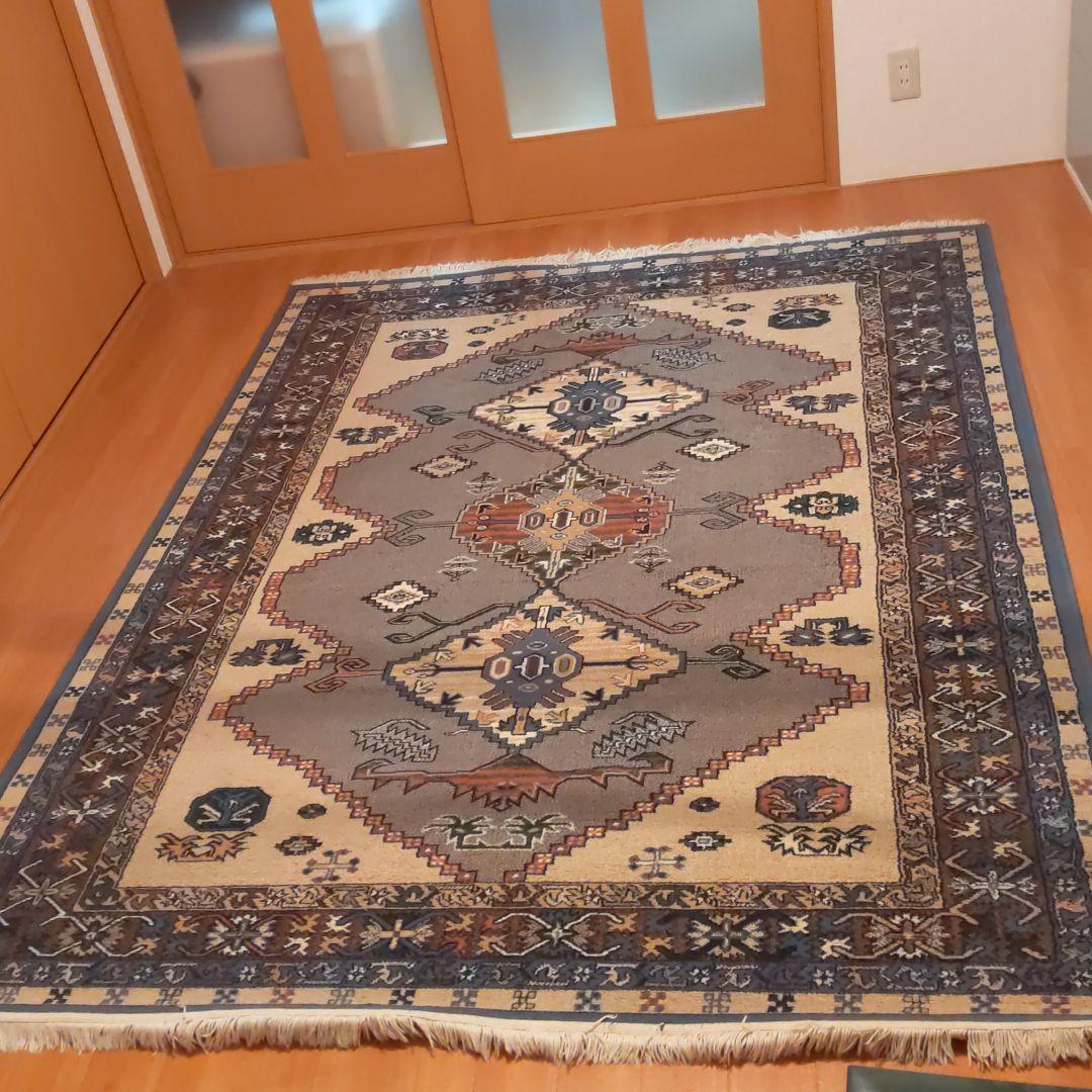 2022人気No.1の HERATI 絨毯 カーペット - www.alausi.gob.ec