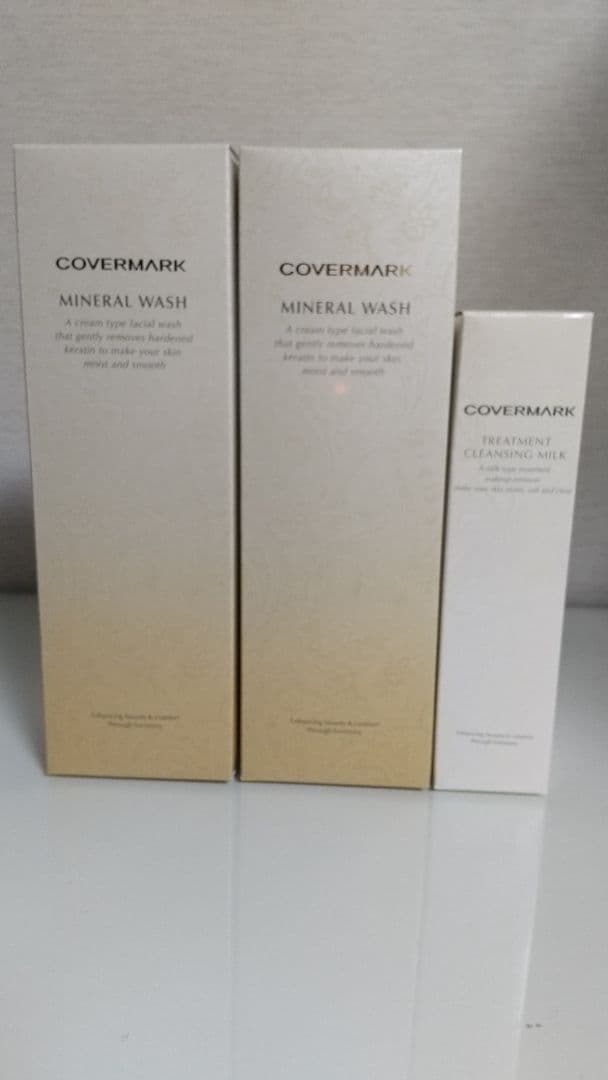 人気ブランドの新作 COVERMARKミネラルウォッシュ×2、トリートメント