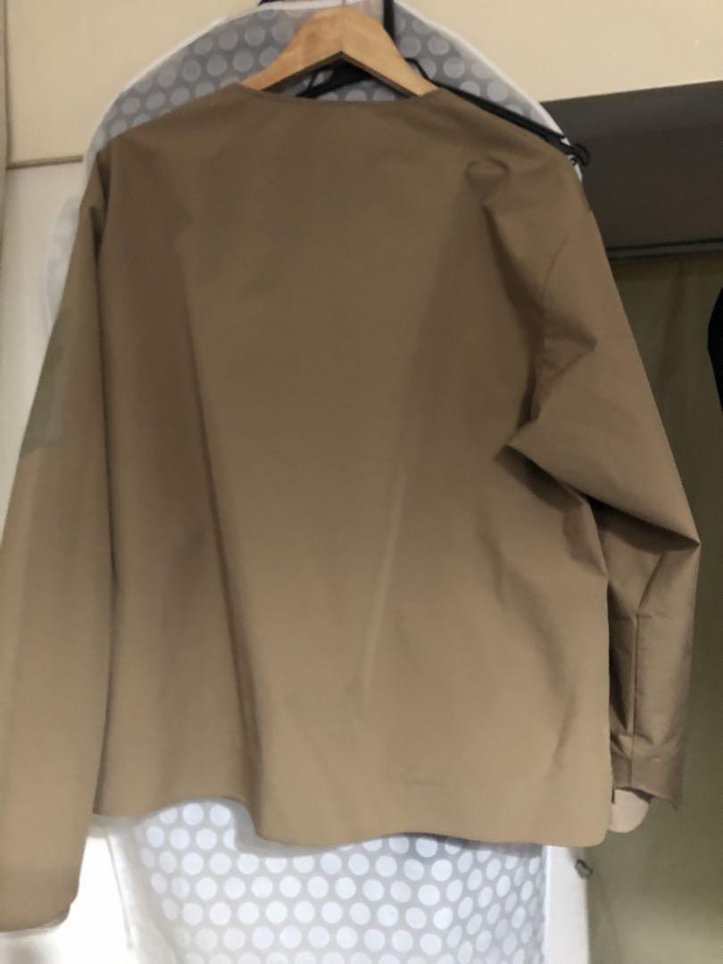 CMF OUTDOOR GARMENT ノーカラーブルゾン