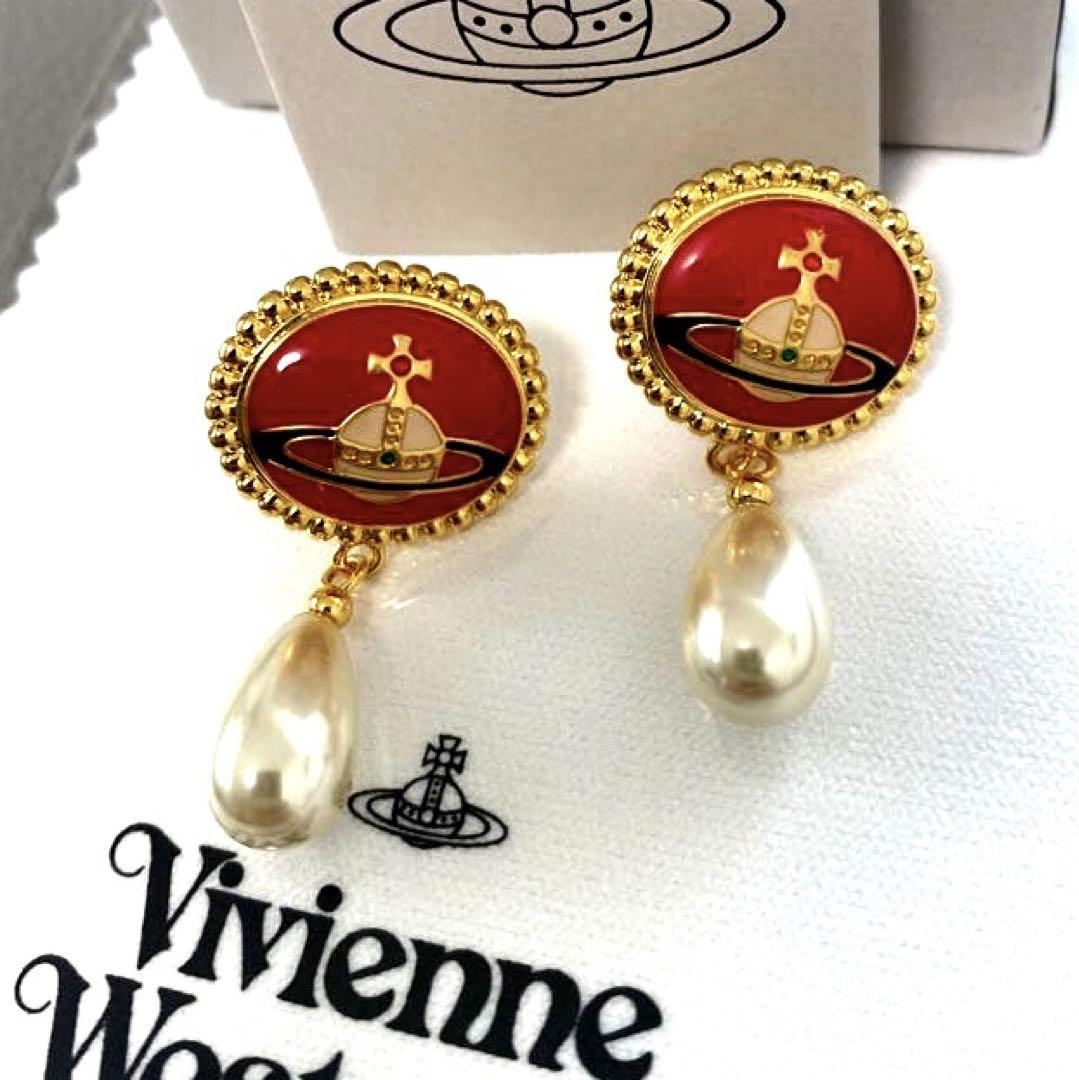 Vivienne Westwood エナメルボタンパール　ピアス
