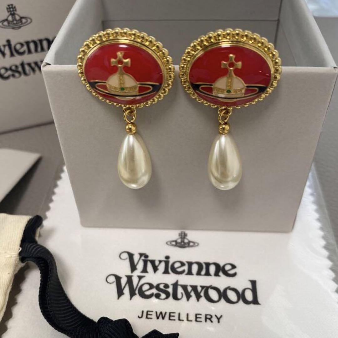 Vivienne Westwood エナメルボタンパール　ピアス