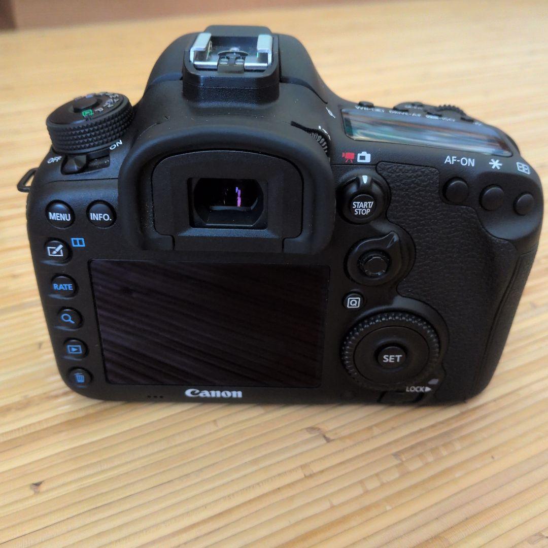 EOS7Dmark2、EF-S18-135mmF3.5-5.6 IS USM