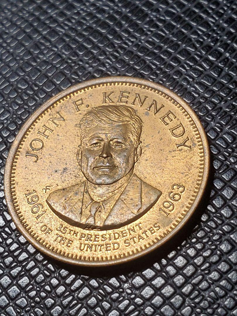 J.F. Kennedy 記念硬貨 1964年 ケネディ大統領 銀貨 硬貨 楽天市場】ケネディ コイン 1964の通販
