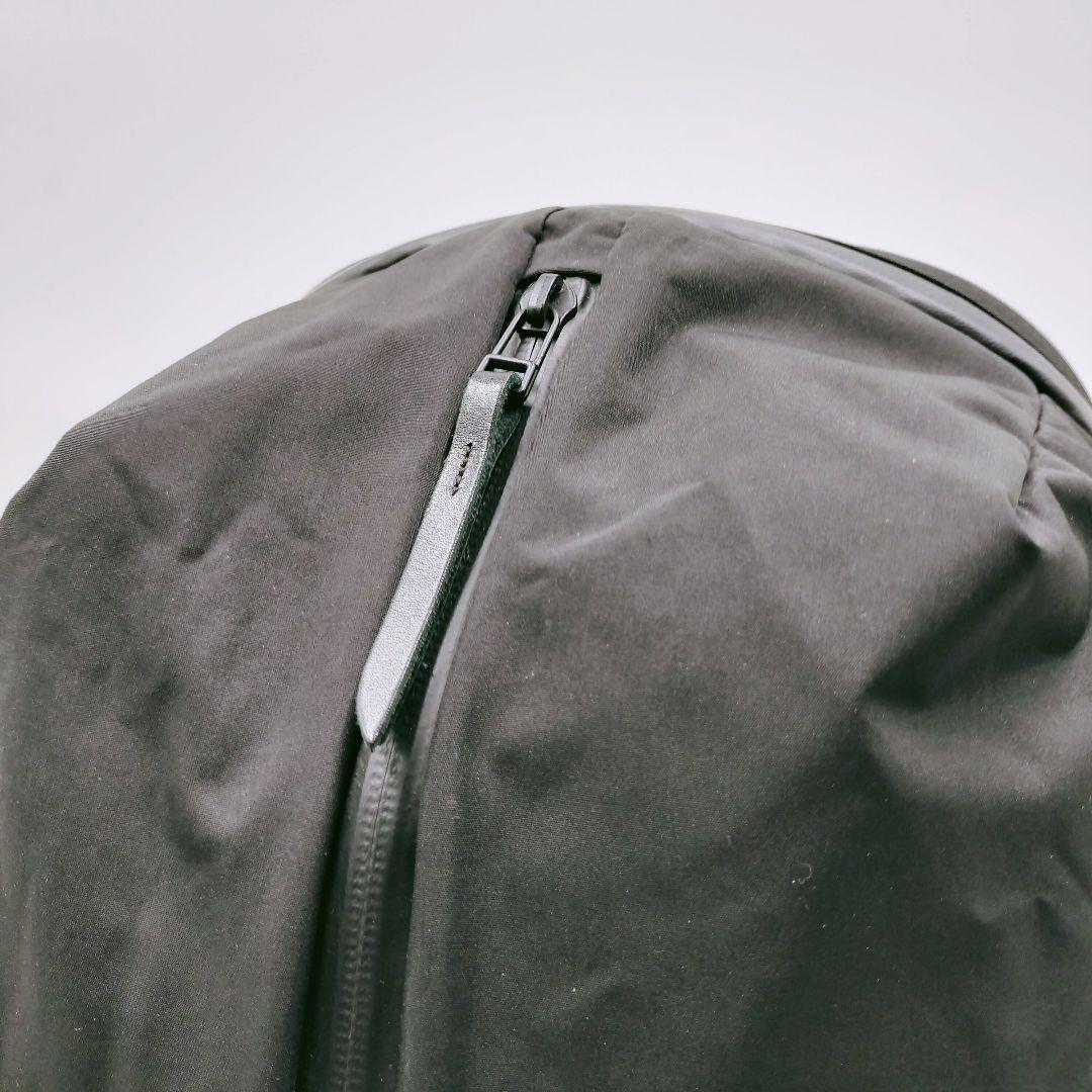 【美品✨】リベラル　卵型リュック S パソコン収納 ナイロン A4可能