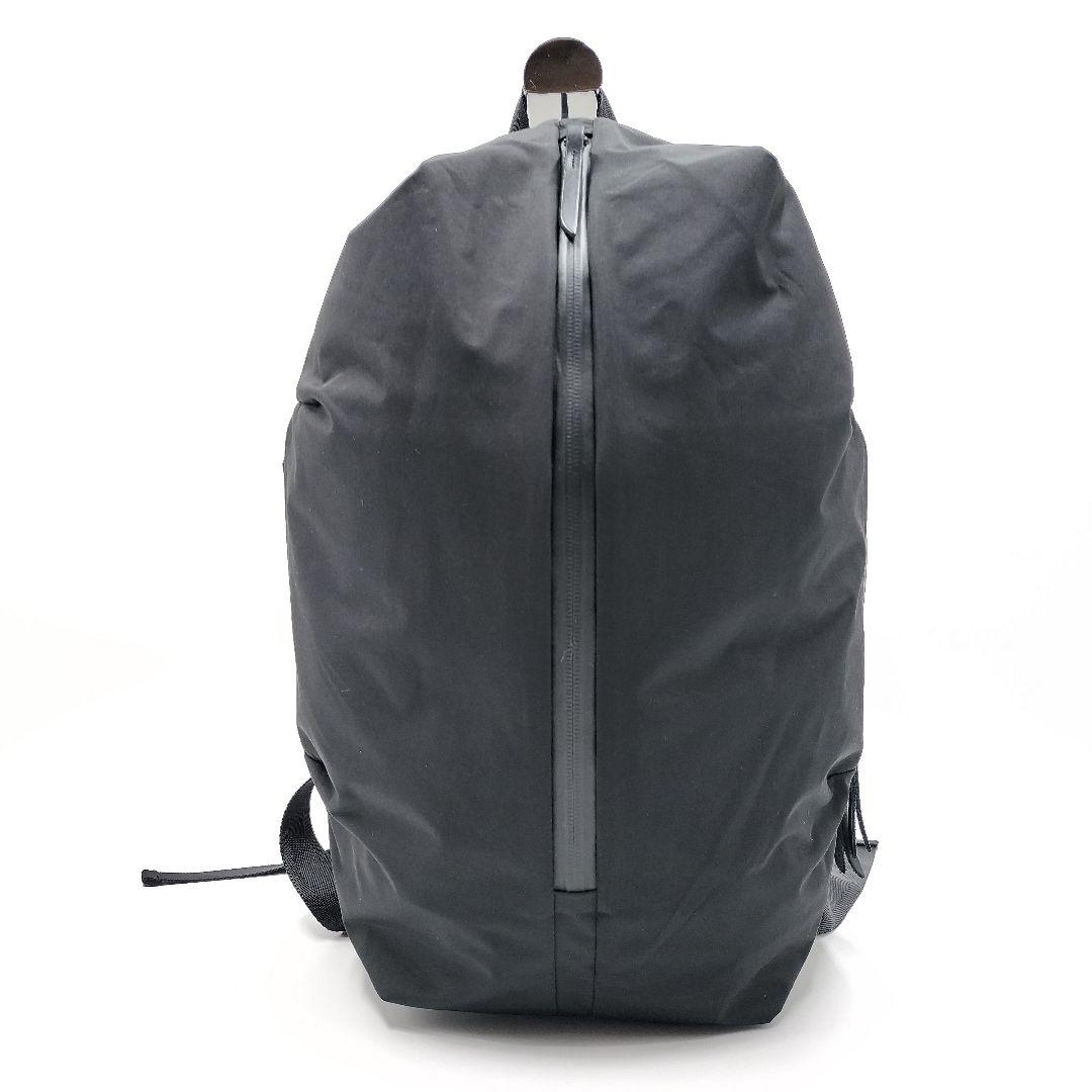 【美品✨】リベラル　卵型リュック S パソコン収納 ナイロン A4可能