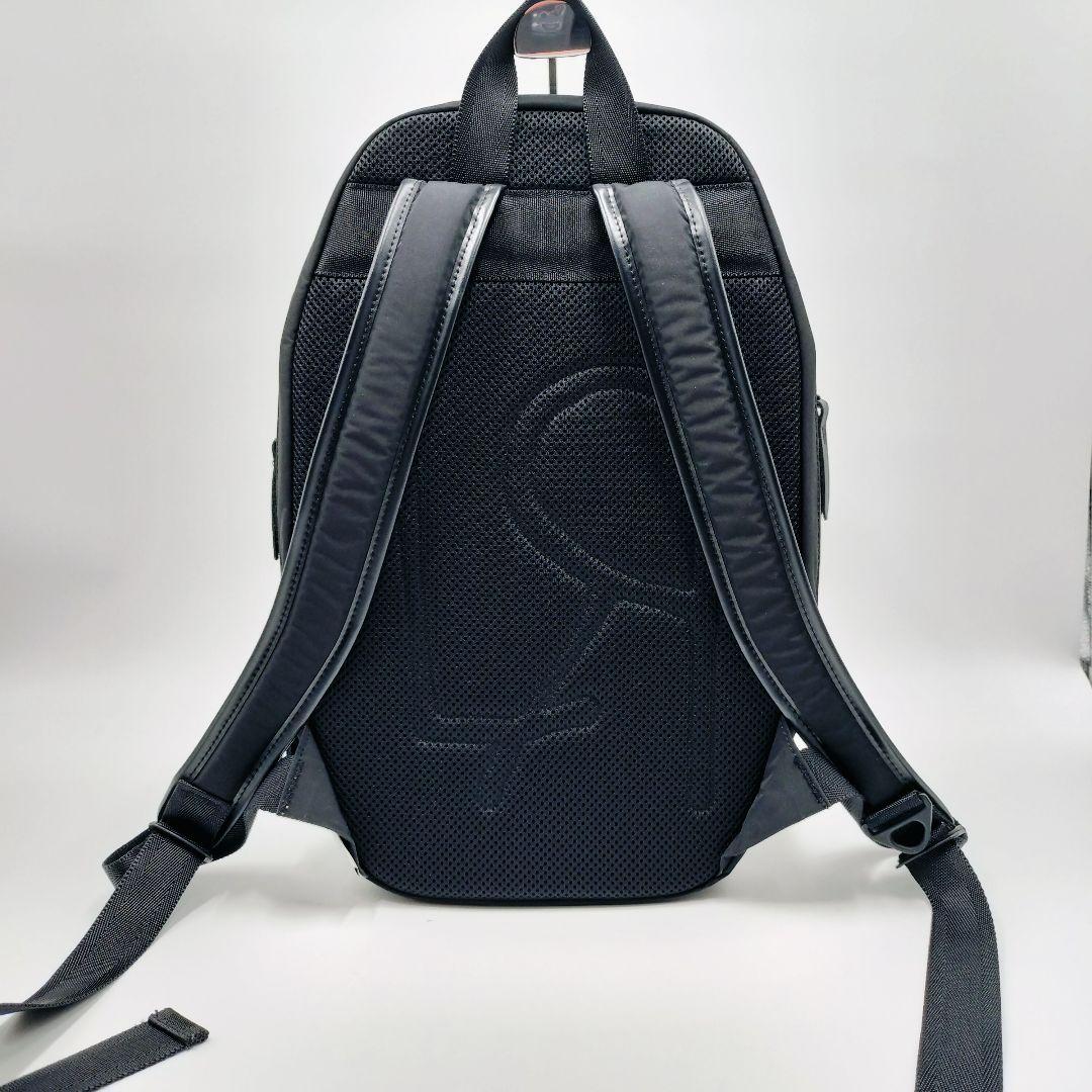 【美品✨】リベラル　卵型リュック S パソコン収納 ナイロン A4可能