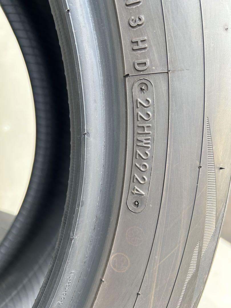 よ　中古タイヤ　225/60R18