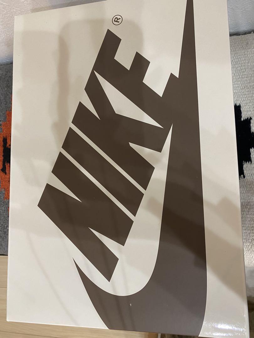 靴 Travis Scott x Nike Air Jordan 1 Low