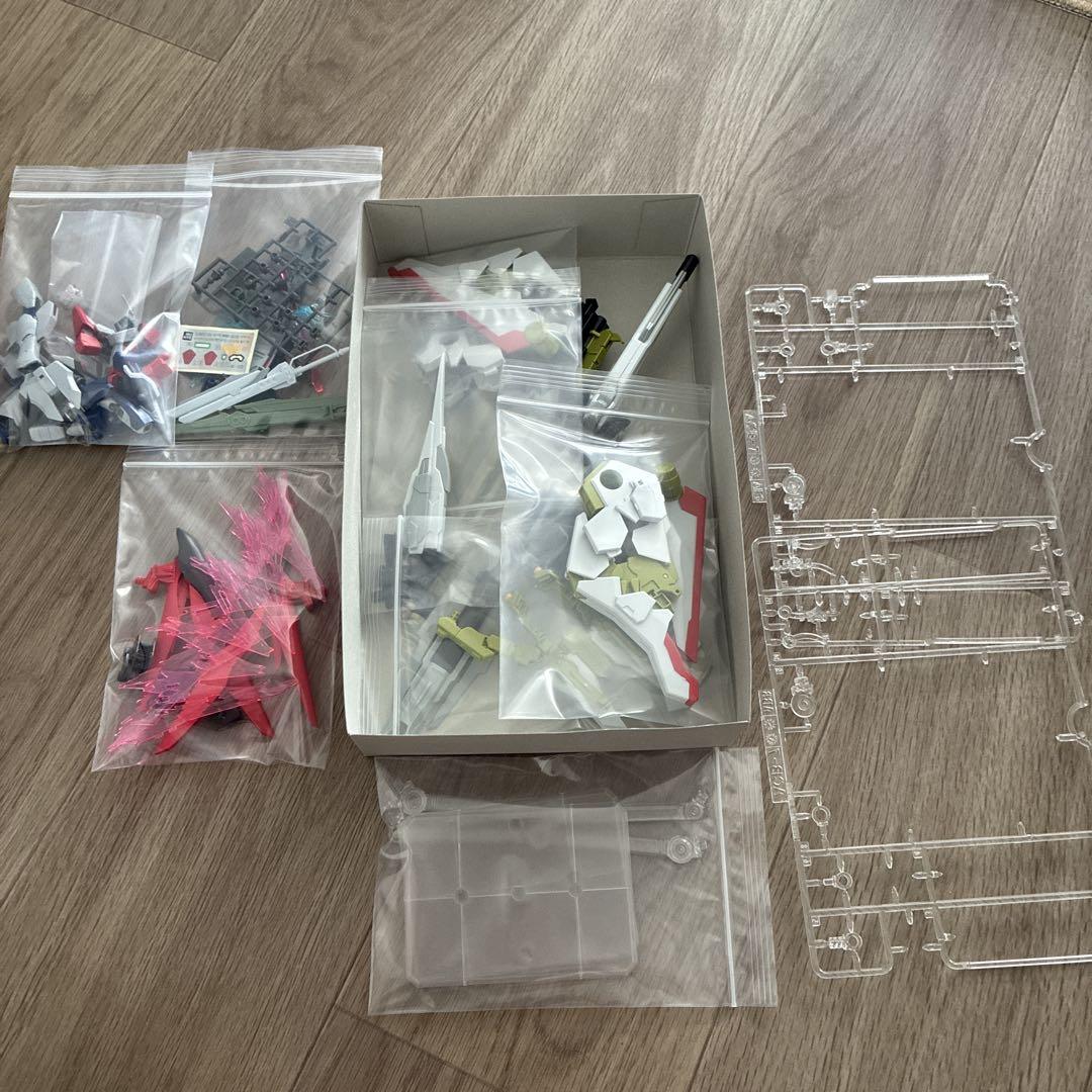 ガンプラ　素組み 3点　HGCE デスティニーガンダム HGUC ガンダム ガンプラ 素組み 3点 HGCE デスティニーガンダム HGUC ガンダム