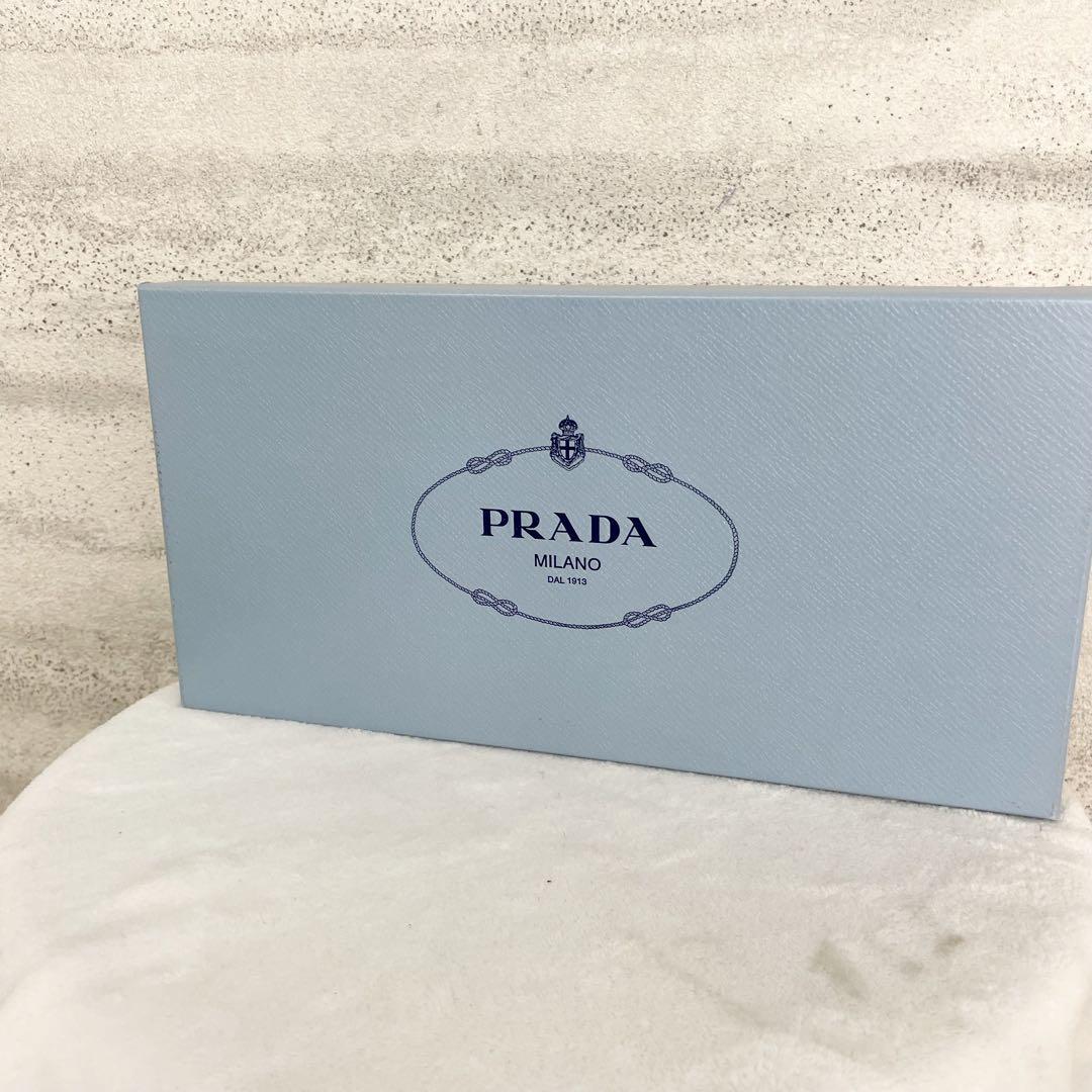 PRADA プラダ　フラットシューズ　ロゴ　パテントレザー　エナメル　ブラック