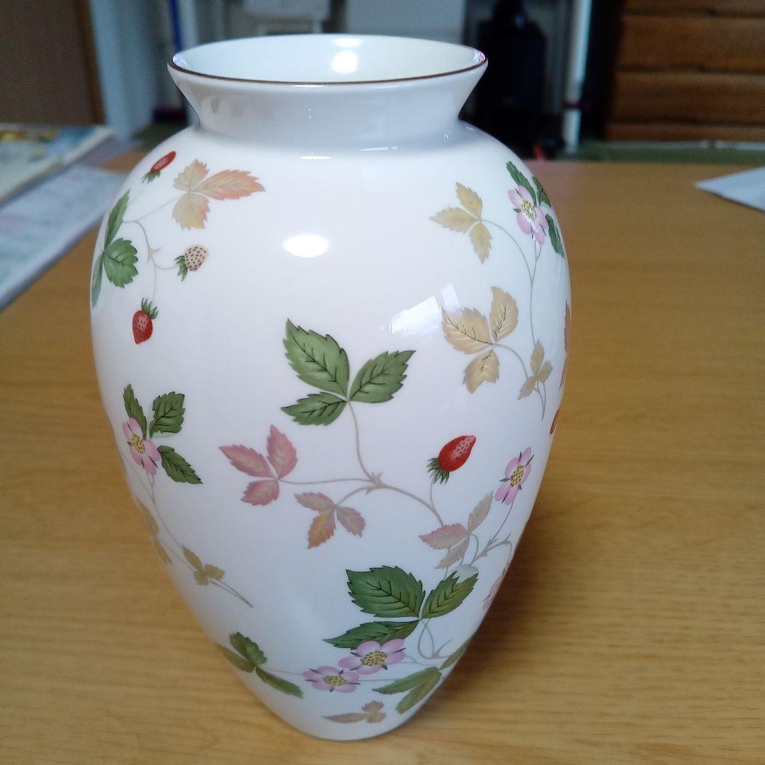 ウェッジウッド花瓶