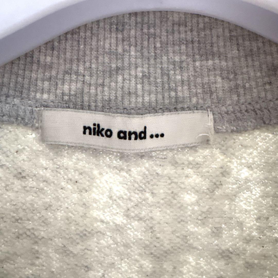 美品 niko andメイクスタッフ ハーフZIPプルオーバー F