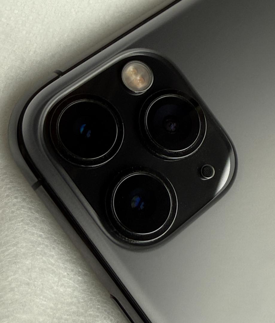 iphone 11 pro max 香港版　256GB スペースグレイ