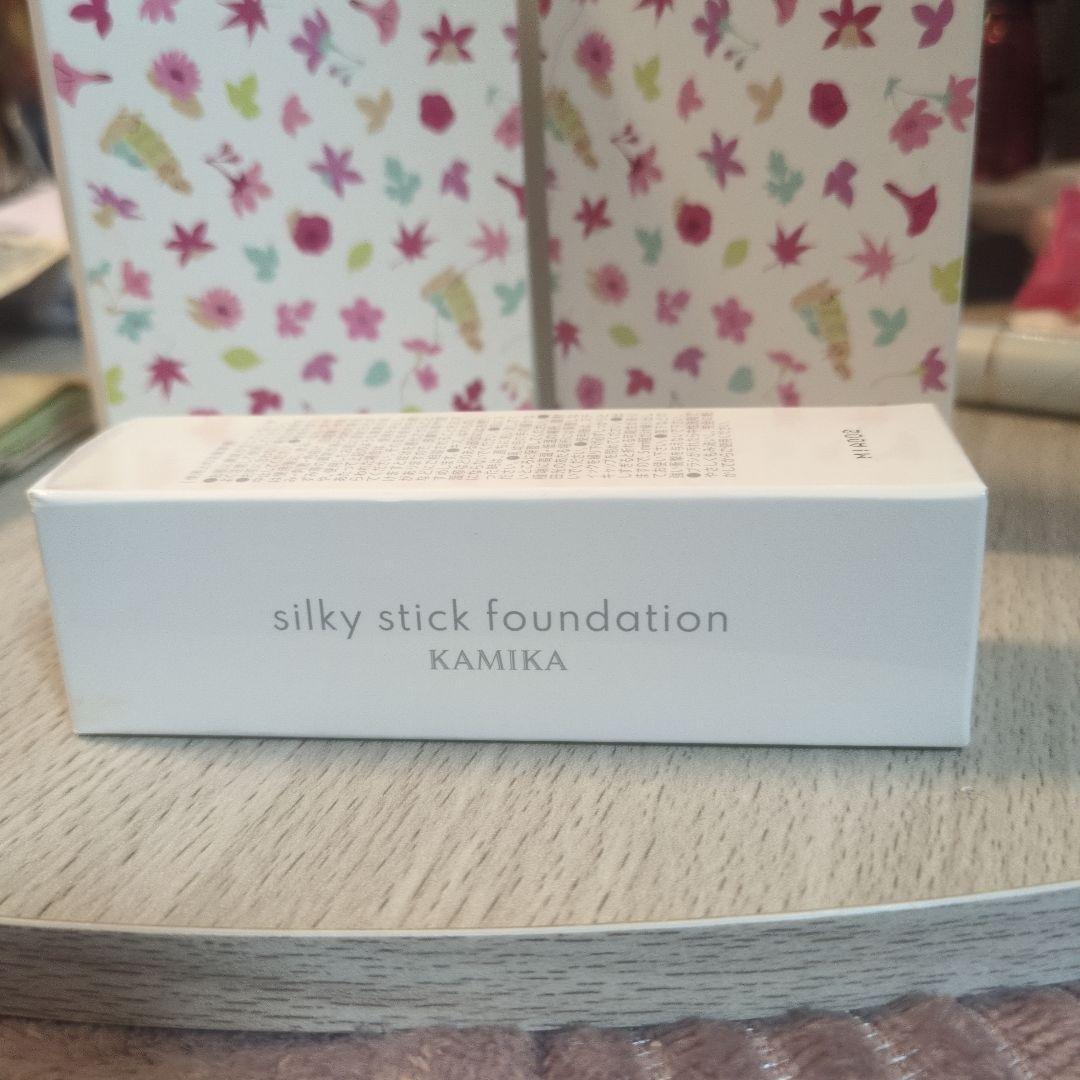 KAMIKA silky stick foundation