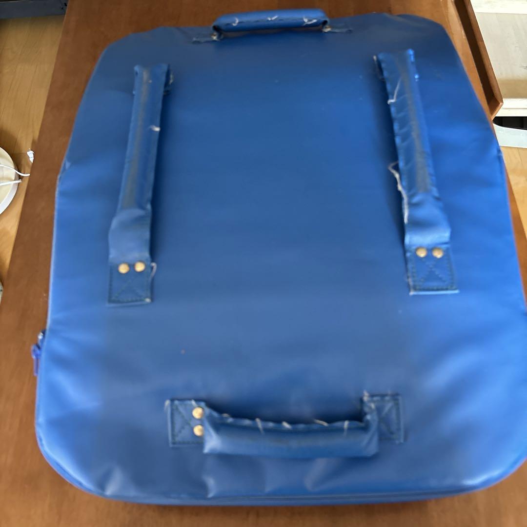 キックミット　マーシャルワールド　青