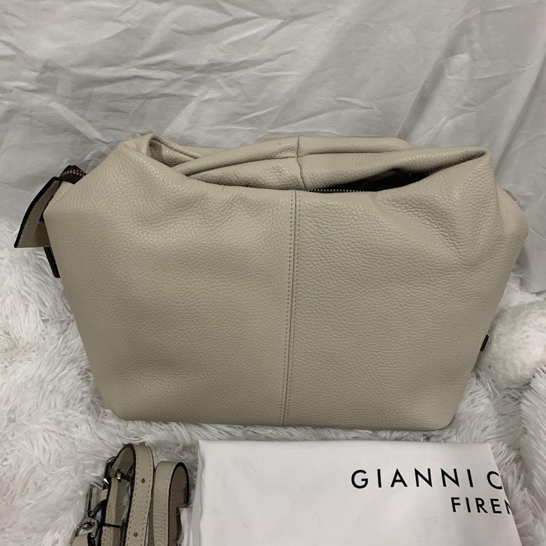 J2202 GIANNI CHIARINI ジャンニキアリーニ ハンドバッグ