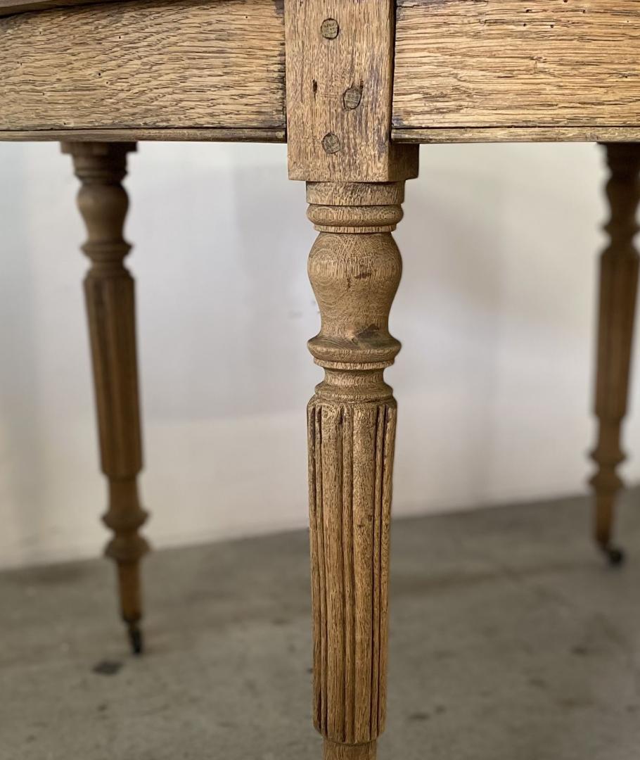 フランス アンティーク Oval Oak Table