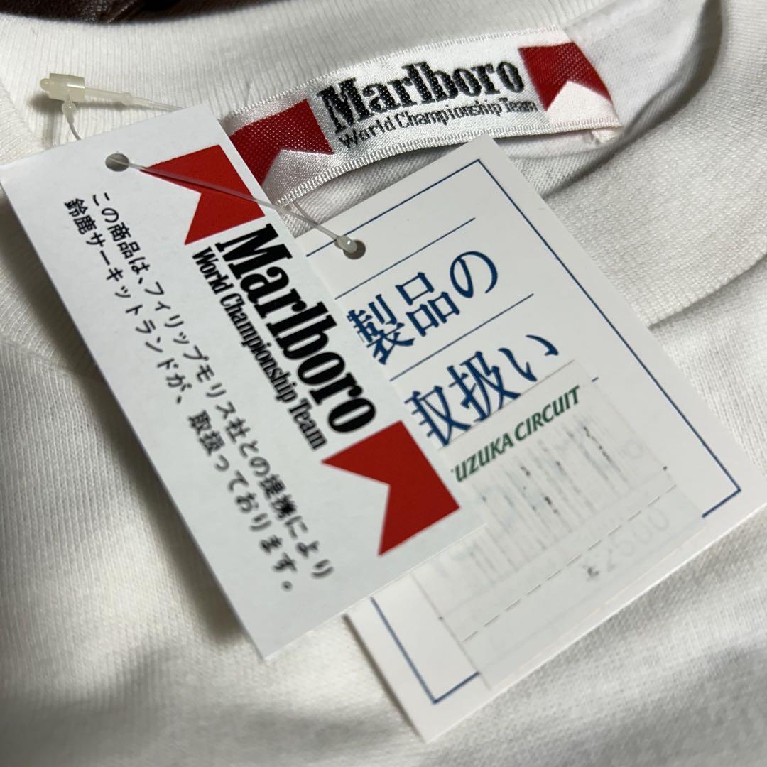 バックプリントTシャツ