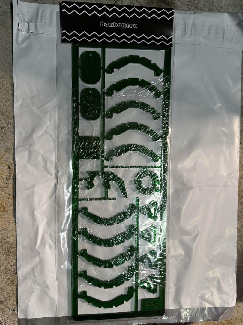 新品 手榴弾 bonbonero ボンボネロ ボンプラミニ brunt