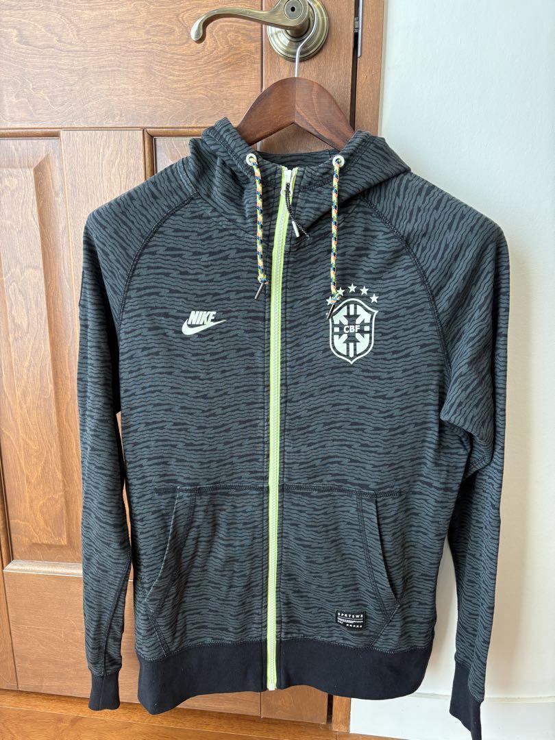 NIKE ナイキ　ブラジル代表パーカー　サイズM