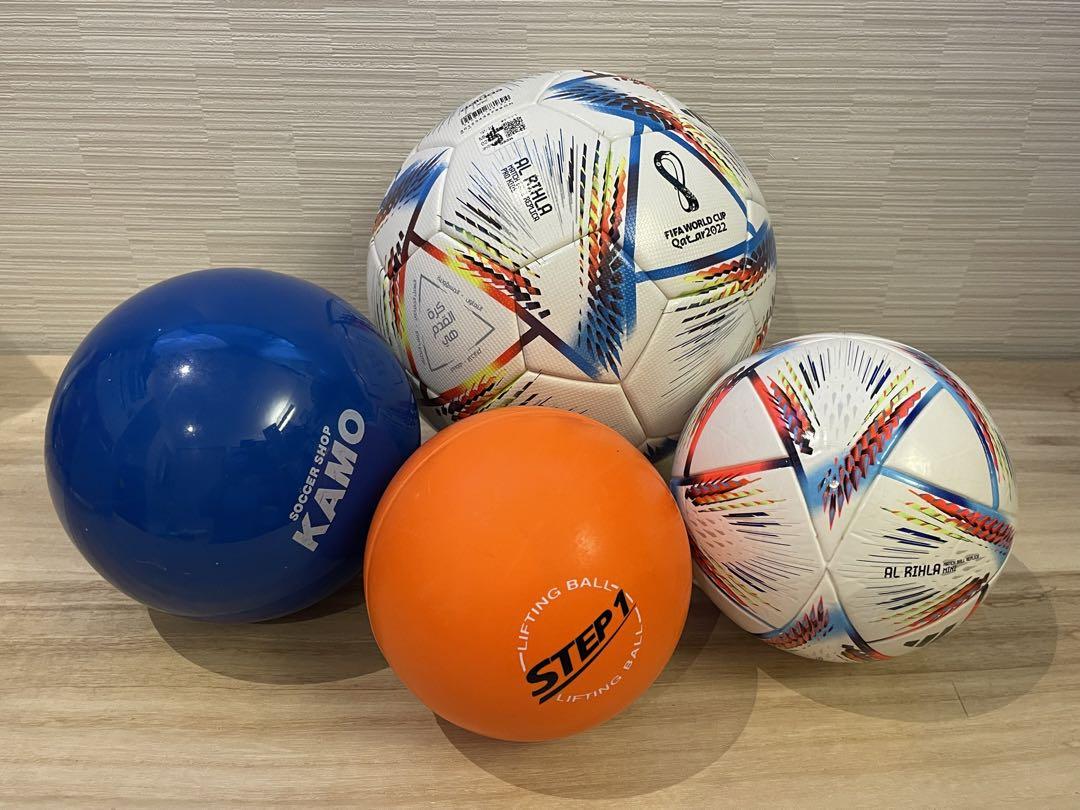 ジュニア・少年サッカーボール いろいろ4個セット 4号球（試合球・美品）他