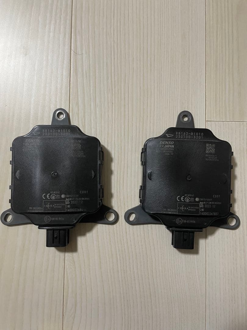 TOYOTA ライズ　ブラインドスポットモニター　BSM センサー　左右