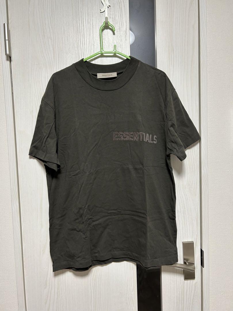 ESSENTIALS オリーブグリーン Tシャツ