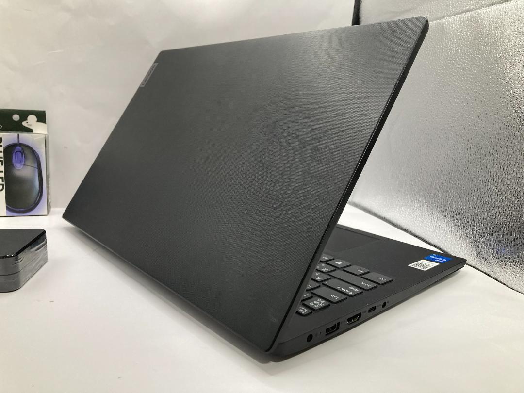 Lenovo V15 Gen2 11世代 i5 16GB 256GB Lenovo V15 Gen 2 (15