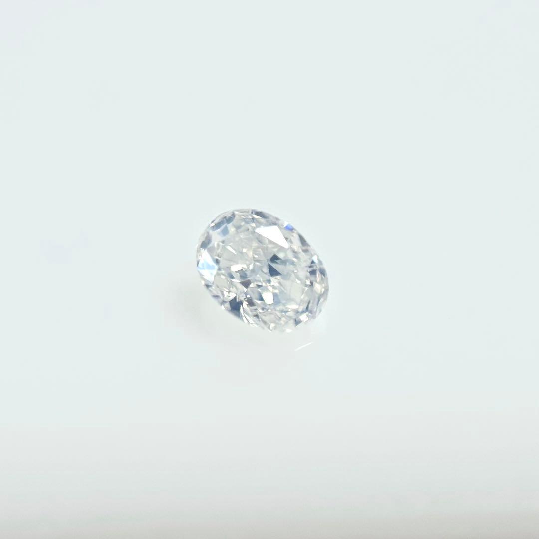 0.087ct FANCY.WHITE