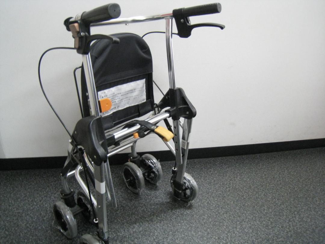 テイコブリトルハイ　HS05H　チェックブラック 幸和製作所 歩行器