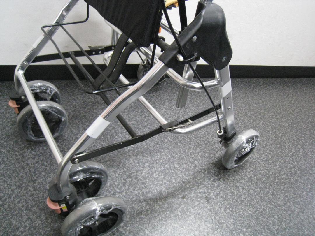 テイコブリトルハイ　HS05H　チェックブラック 幸和製作所 歩行器