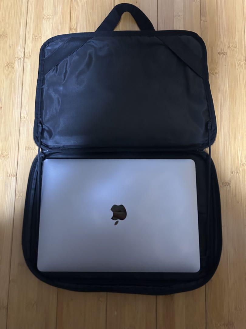 MacBook Air 2020 13インチ Intel Core i5