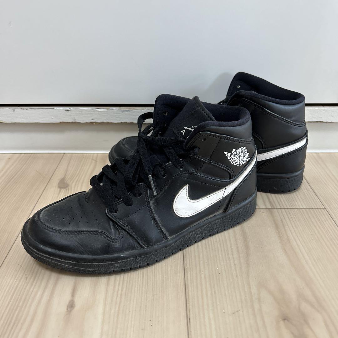 Nike Air ブラック ハイカットシューズ Nike Air Jordan 1 ブラック ハイカット ナイキ 女性 25cm