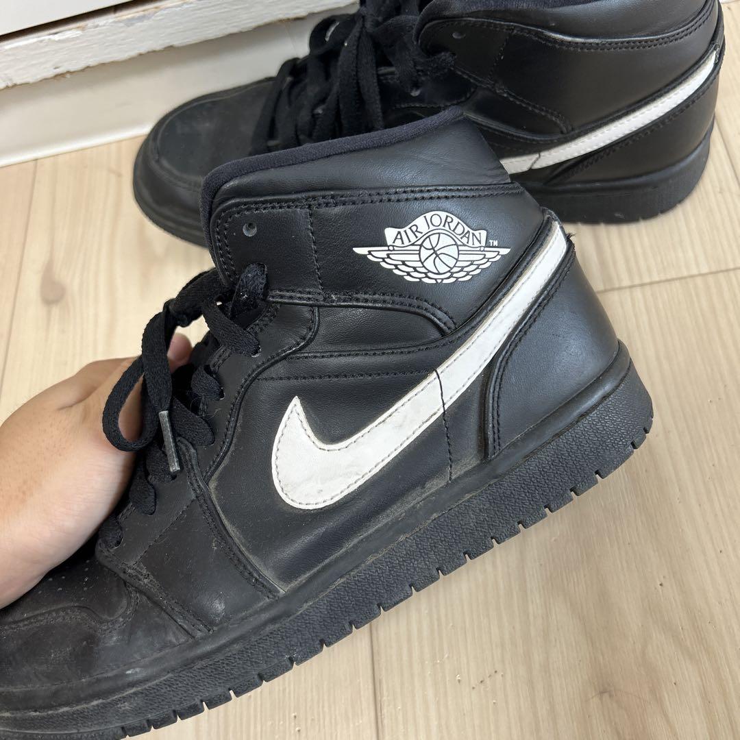 Nike Air Jordan ブラック ハイカット シューズ Nike Air Jordan 1 ブラック ハイカット ナイキ 女性 25cm