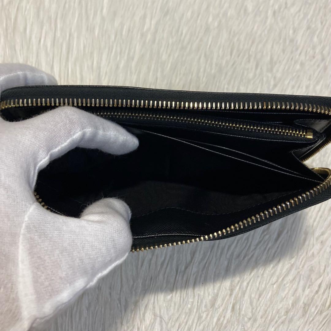 長財布 ラウンドファスナー