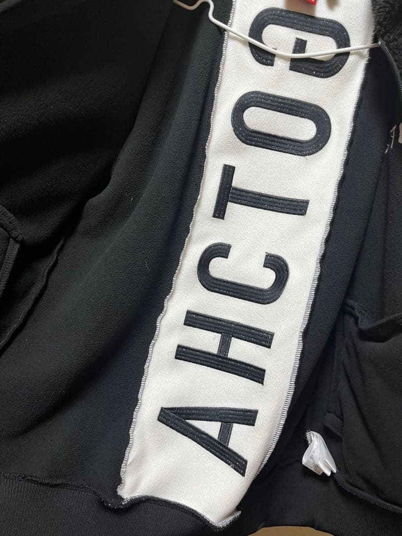 防風ボアフリースフルジップパーカー