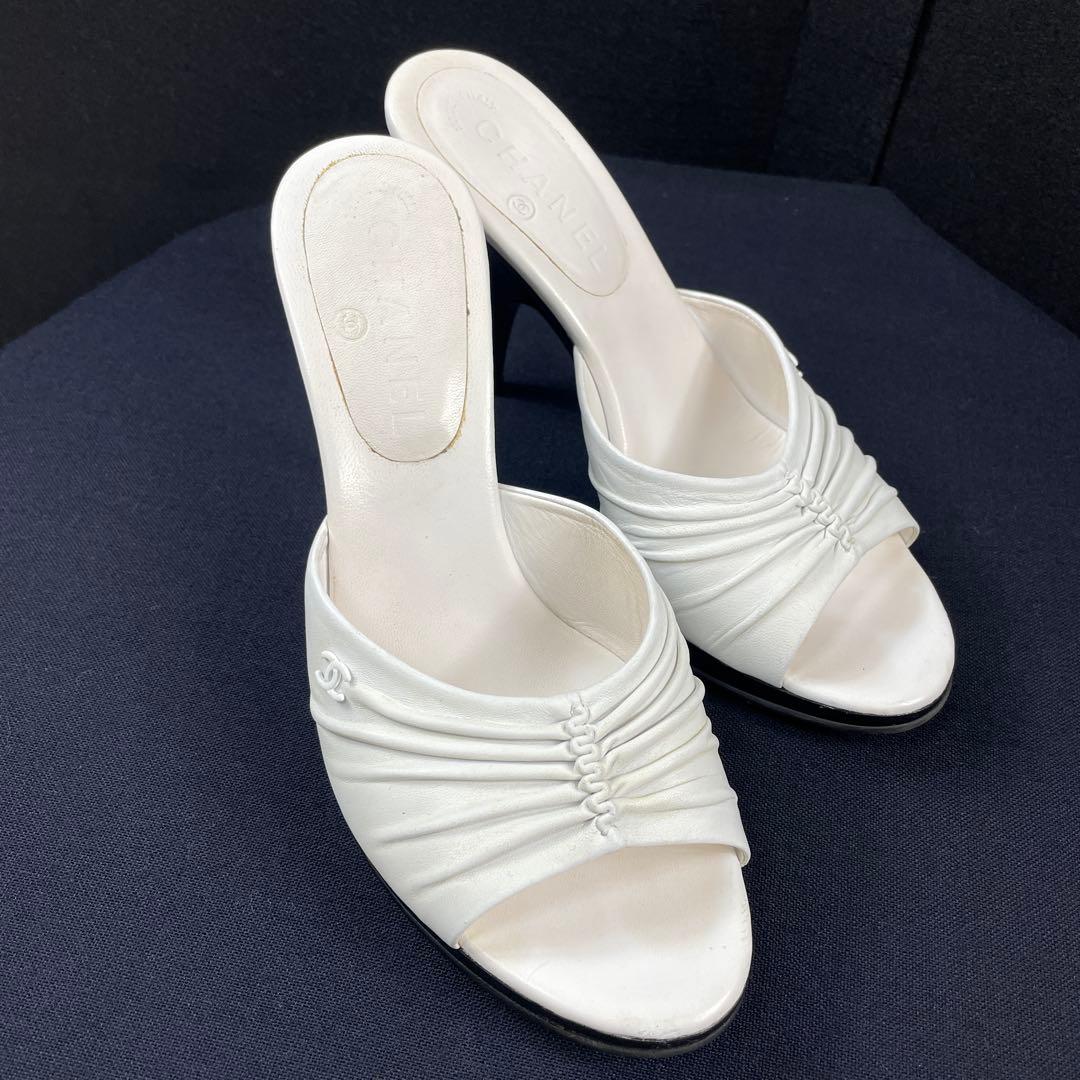 ヴィンテージ24.5cm・CHANEL