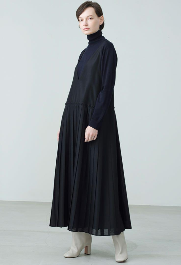 ebure ワンピース 美品 ebure ライトシルクウール切替 プリーツ ワンピース 91300